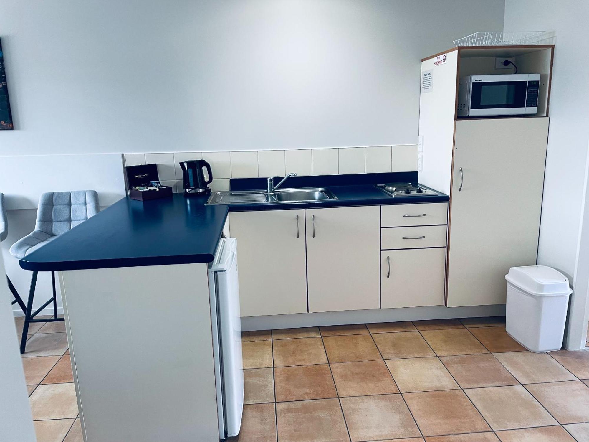 Cottage Park Thermal Motel Tauranga Room photo