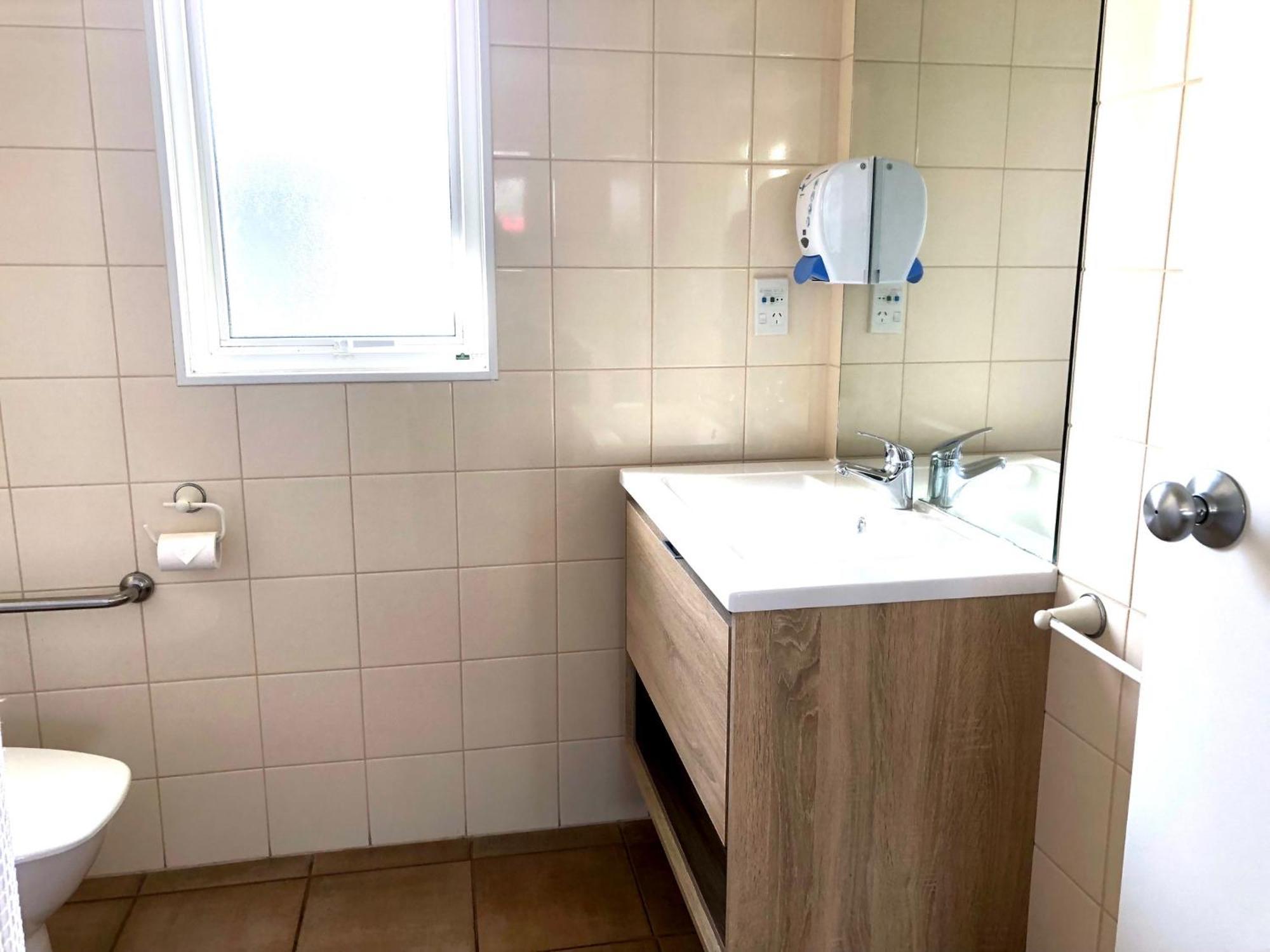 Cottage Park Thermal Motel Tauranga Room photo